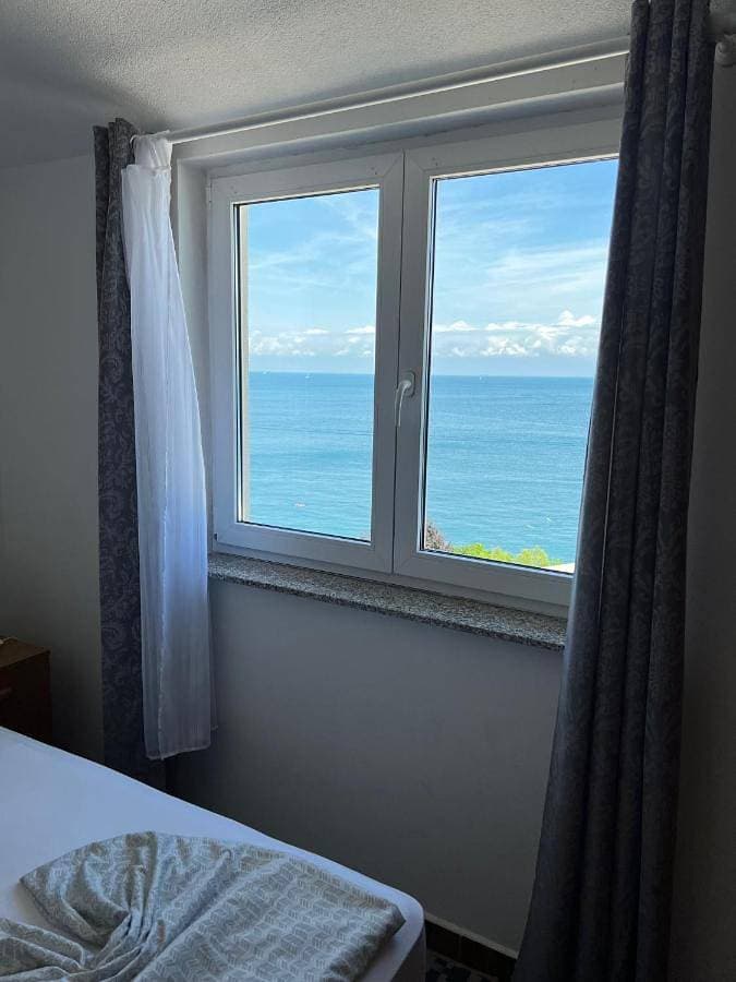 Foto 3 von 10: Double Room with Sea View