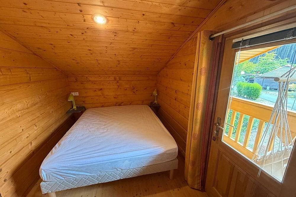 Foto 2 von 21: Charming Duplex Chalet in Bias – Sleeps