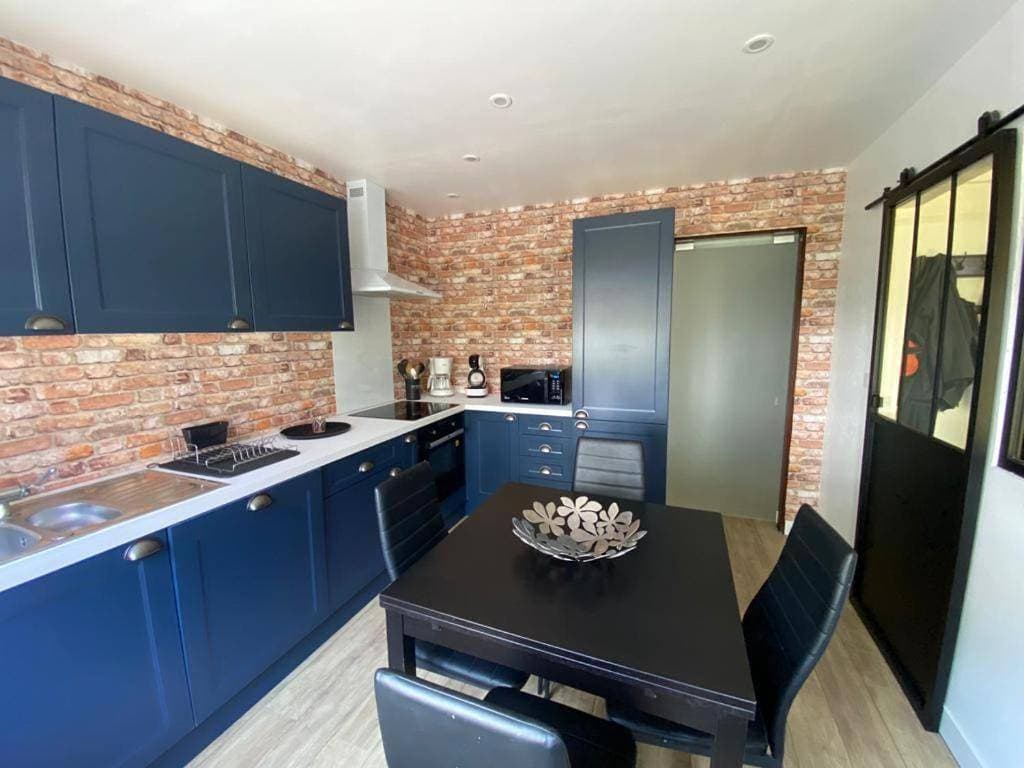 Foto 4 von 12: Three-Bedroom House
