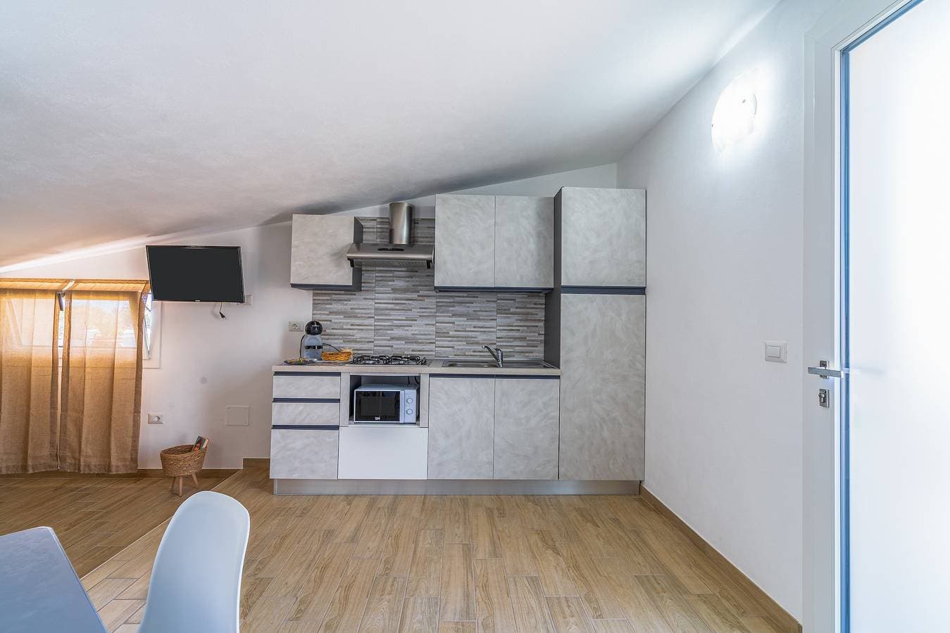 Foto 9 von 24: Ferienwohnung „Nord in Villa Sele“ mit Pool, WLAN und Klimaanlage