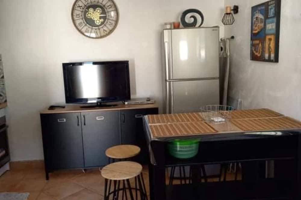 Foto 10 von 22: Comfortable air-conditioned studio in a quiet villa 15 km from Cannes