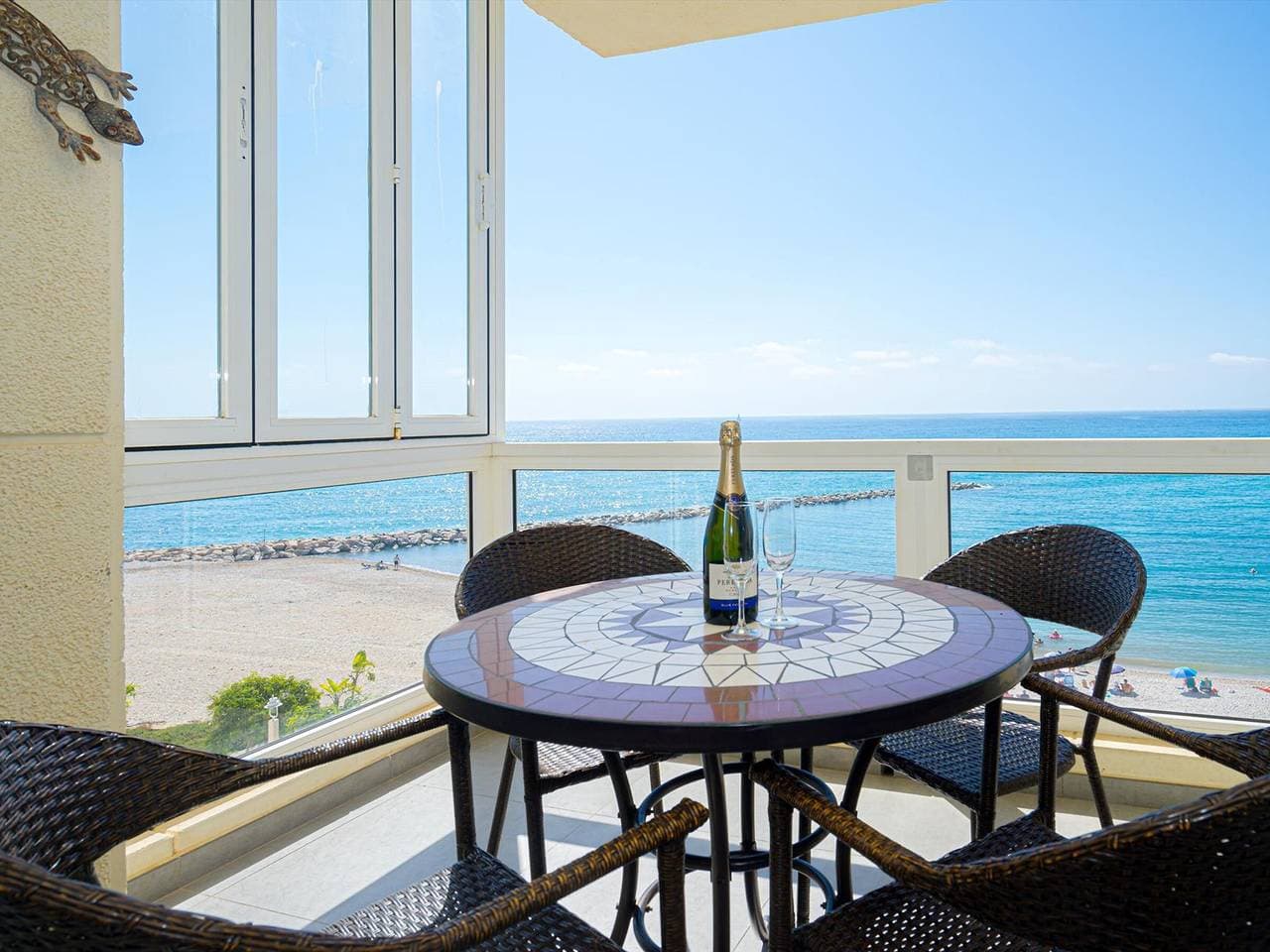 Strandnahes Apartment Altea, 3 Zimmer, Wi-Fi, Parkplatz 1