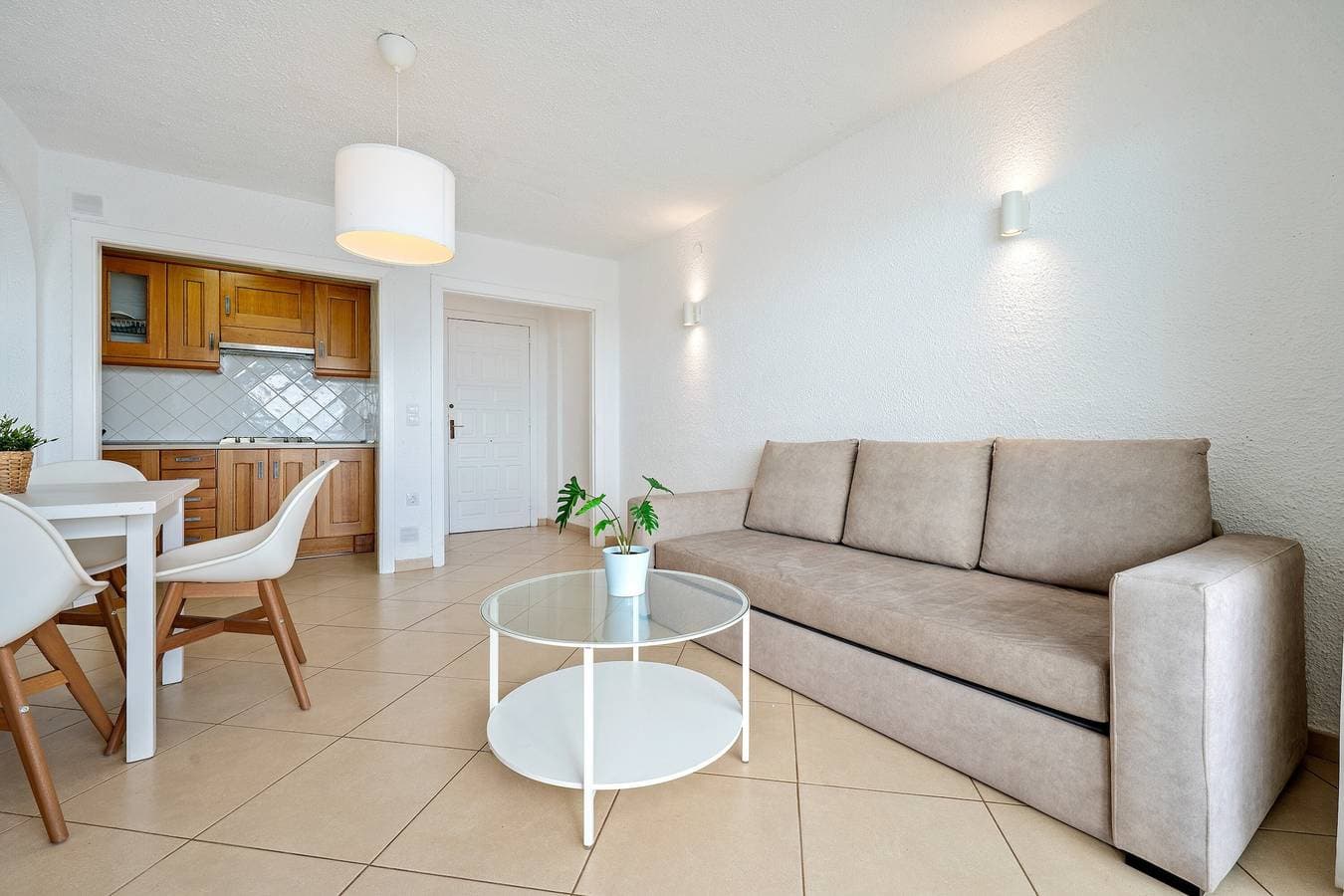 Foto 6 von 22: Ferienwohnung 'Miami Palace I' mit Meerblick, WLAN und Klimaanlage