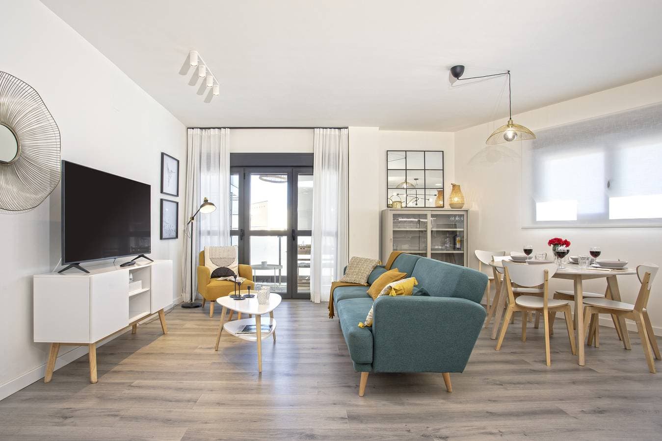 Foto 6 von 23: Ferienwohnung für 6 Personen mit Balkon