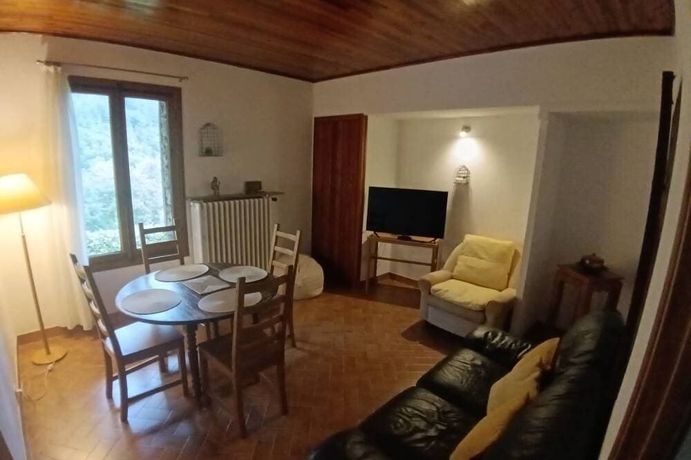 Foto 5 von 14: Gites de la Brasca Maison 60m2, Avec vue Imprenable du Massif du Mercantour