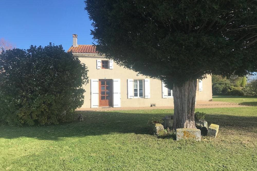 Holiday home in the countryside 1