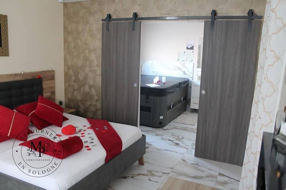 Foto 4 von 20: Romantic Escape & Jacuzzi! Near Zoo Beauval
