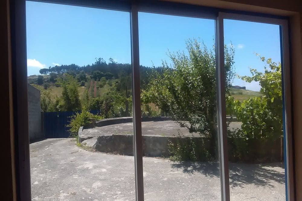 Landhaus mit privatem Garten und Blick auf die Landschaft 1