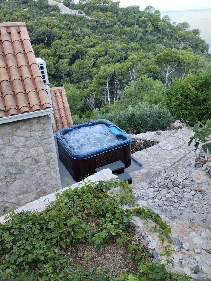 Foto 3 von 31: Ferienhaus Sweet Shelter mit Whirlpool