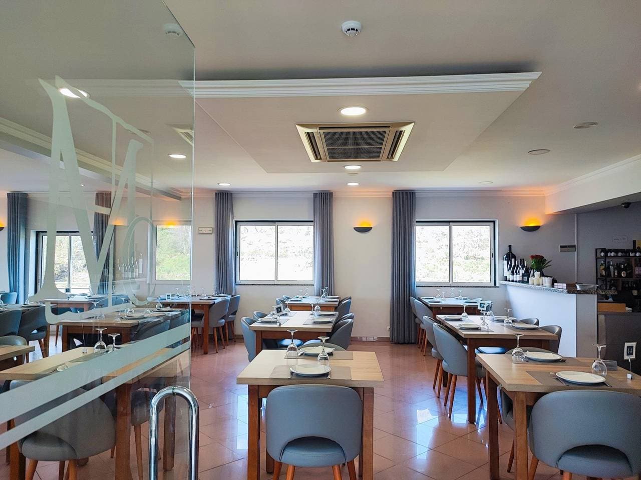 Foto 5 von 36: Hotel für 30 Personen mit Balkon/Terrasse
