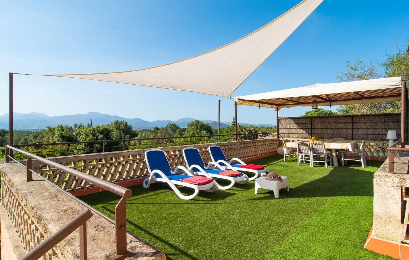 Foto 6 von 45: Jornets Oasis Wohnung mit Pool & Grill
