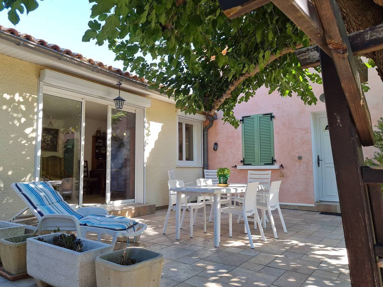 Foto 11 von 15: Villa mit 3 Schlafzimmern im Zentrum des Dorfes Saint Mandrier