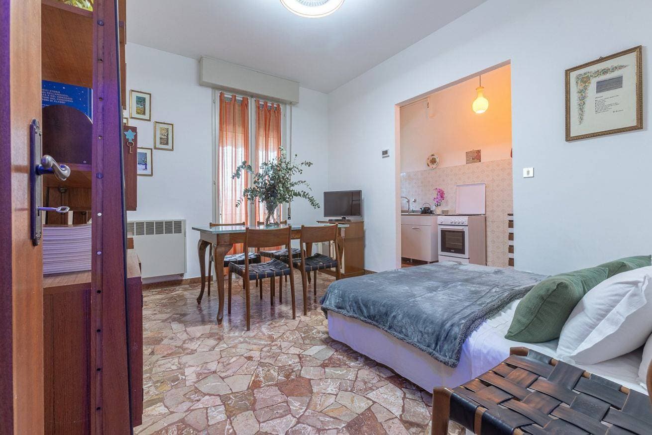 Foto 8 von 21: Ferienwohnung für 6 Personen mit Balkon/Terrasse
