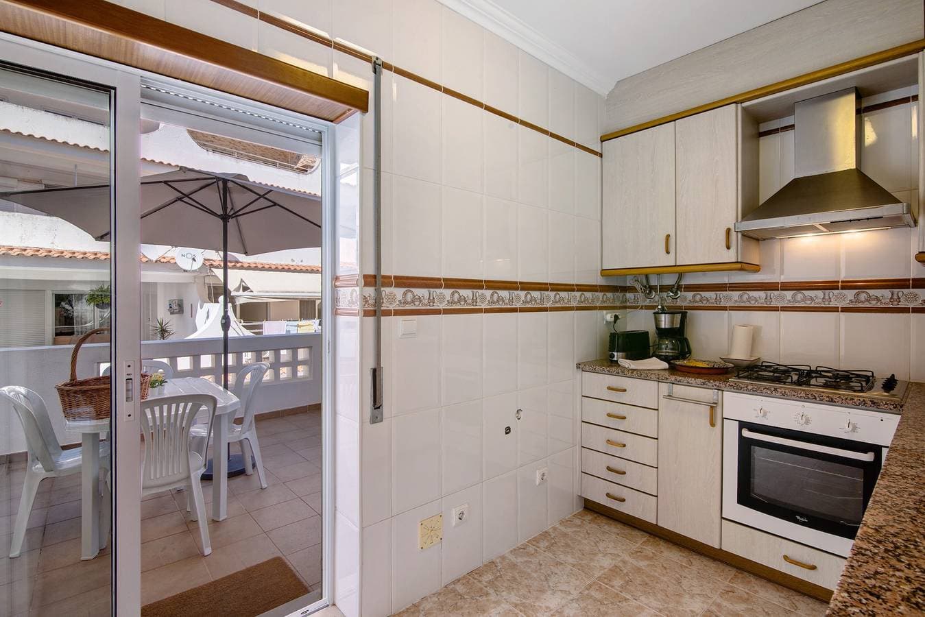 Foto 8 von 31: Ferienhaus 'V2 A 400 M Da Praia Da Falésia' mit Privatterrasse, Balkon und WLAN