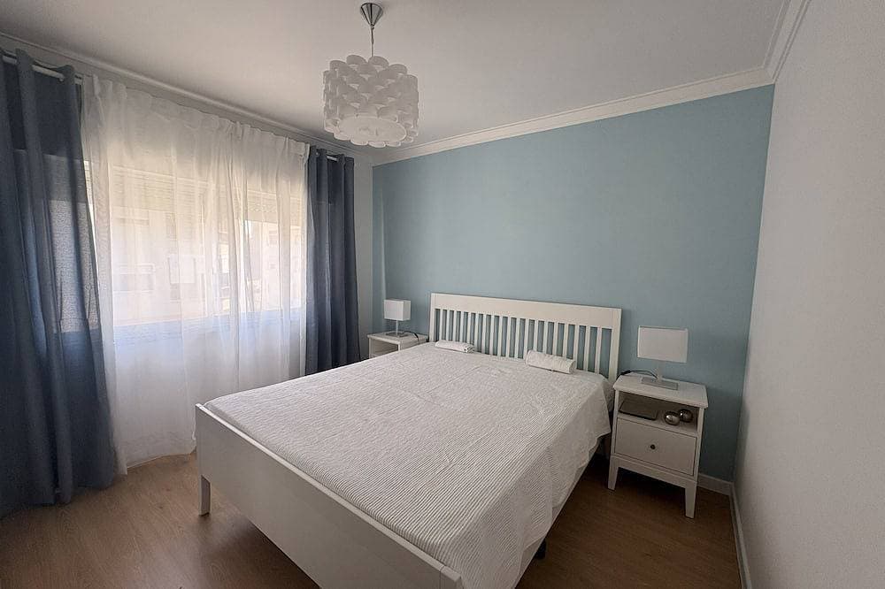 1-Bedroom Apartment - Junqueiro, Carcavelos - Near the Beach 1