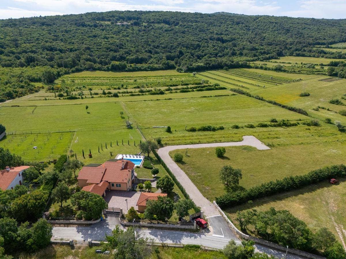 Foto 4 von 73: Villa