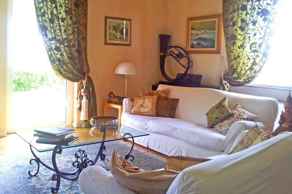 Foto 8 von 21: Villa Goa 13p mit exklusivem Pool, kostenfreiem WLAN, Grill in der Nähe von Stränden und CinqueTerre