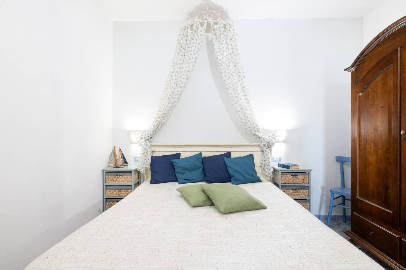 Foto 10 von 32: Ferienwohnung 'Vista Mozzafiato' mit Meerblick, Wi-Fi und Klimaanlage