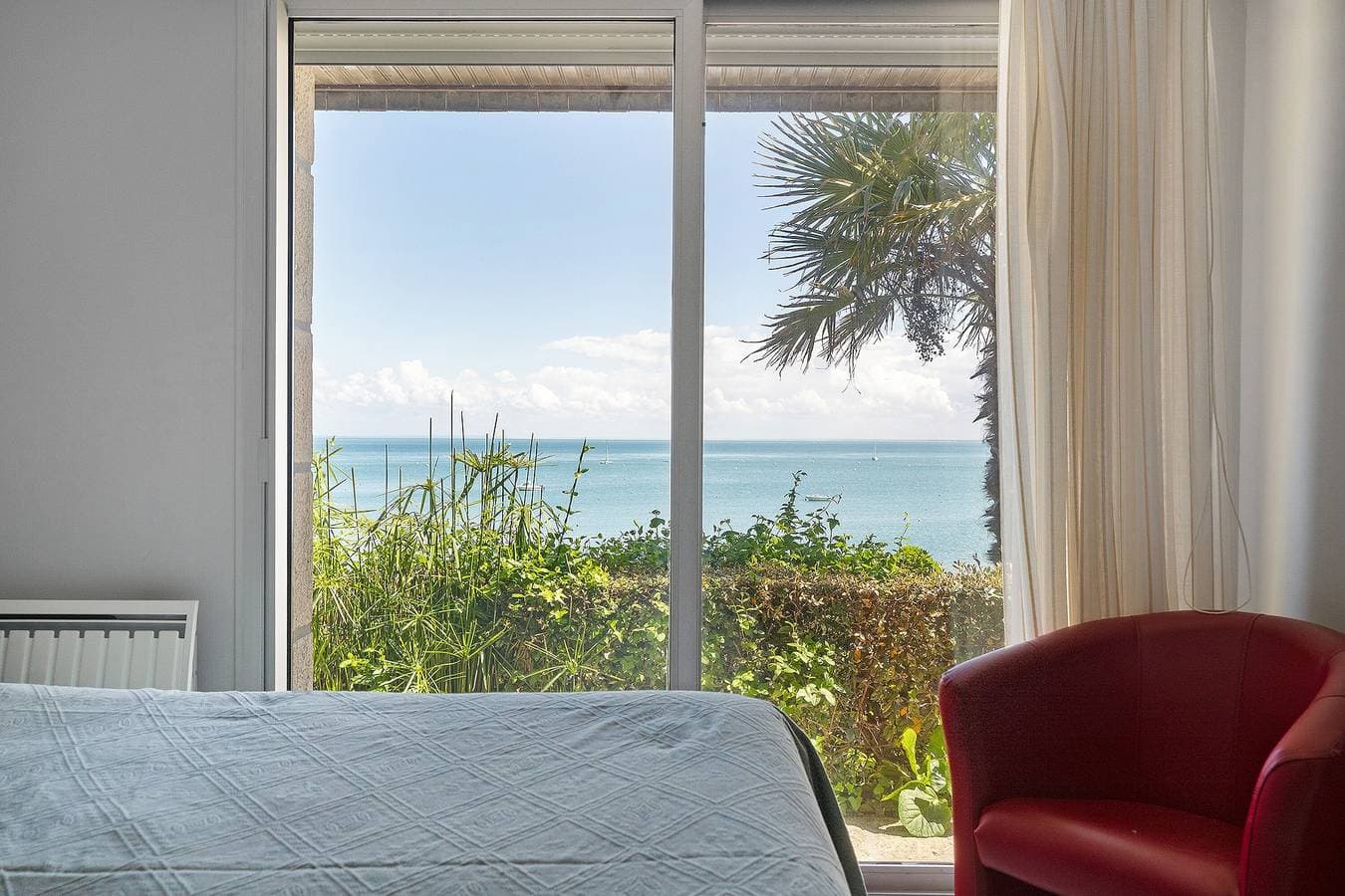 Foto 5 von 25: Außergewöhnliches Ferienhaus mit Meerblick und direktem Zugang zum Strand in Cancale