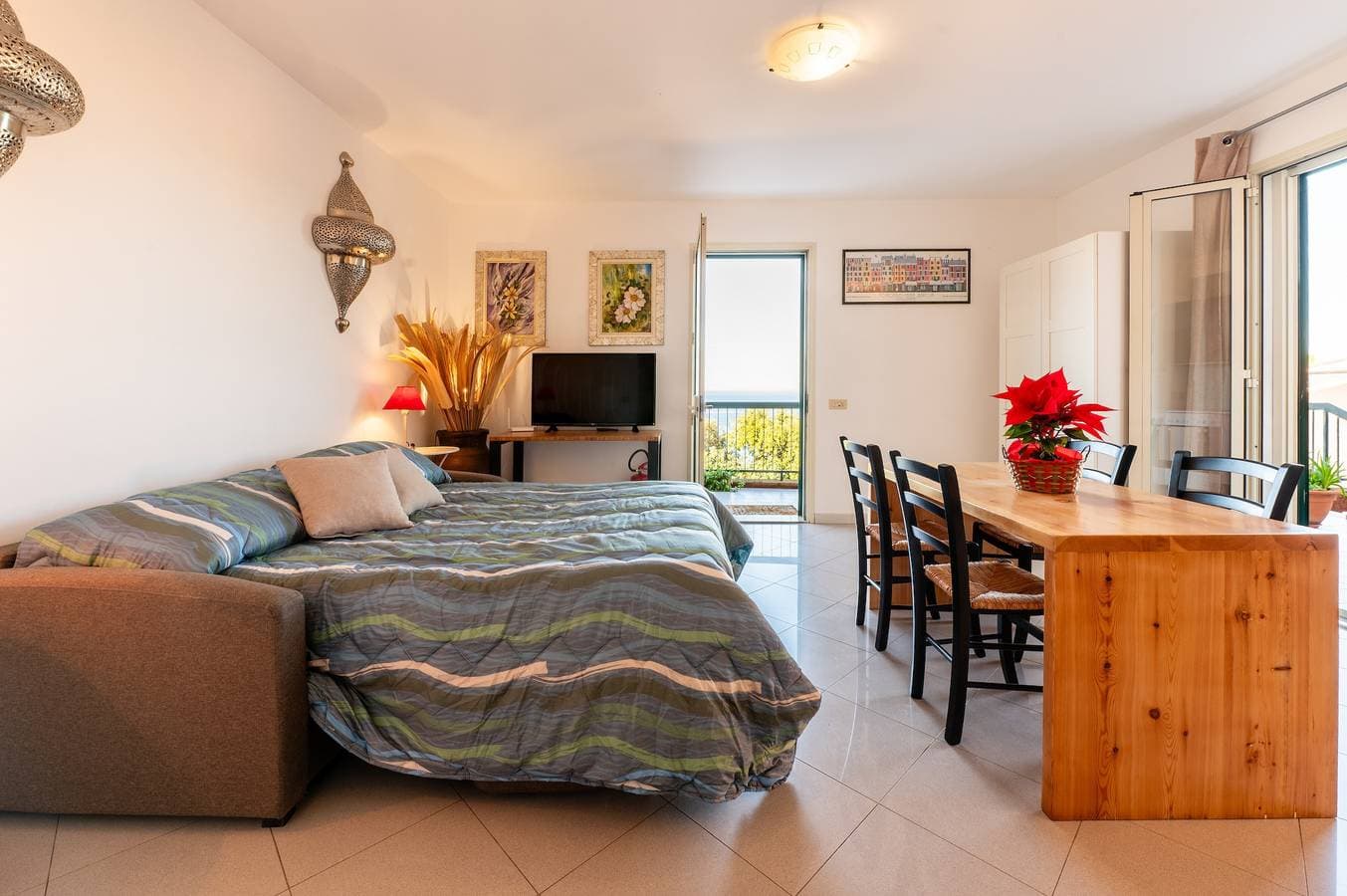Foto 7 von 27: Apartment 'Terrazzo Eucalipto' mit Meerblick, WLAN und Klimaanlage