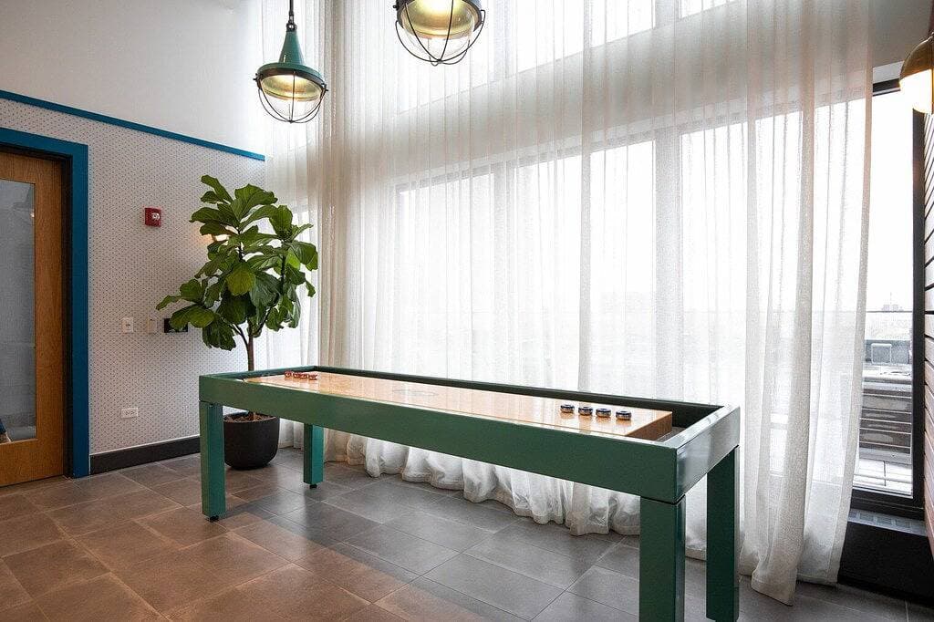 Foto 8 von 32: Hip West Loop Studio w/ Gym & Coworking, nr Uic, by Blueground