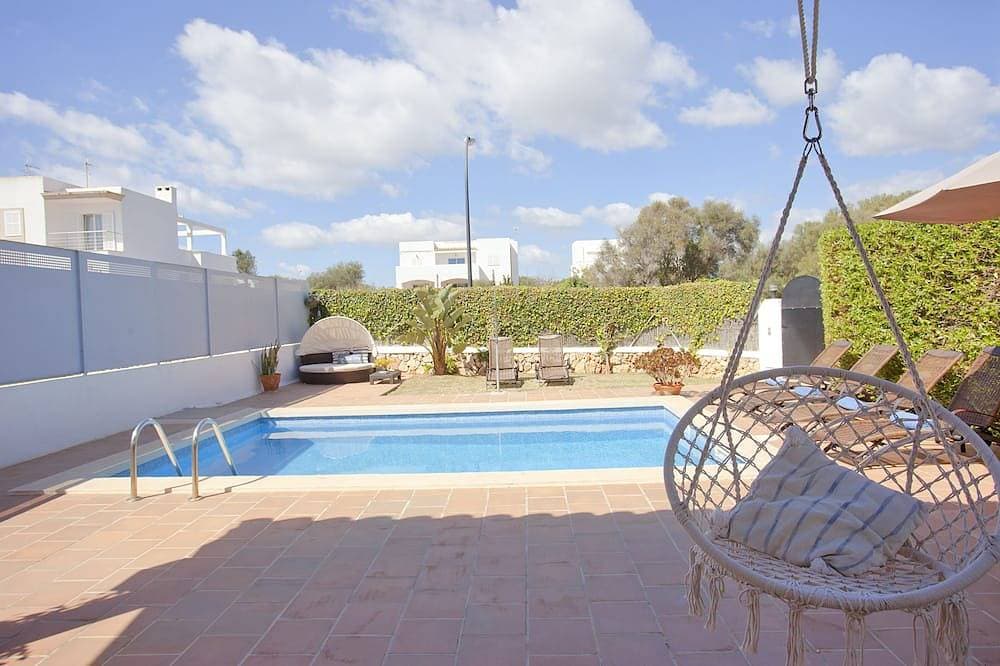 Haus 300 Meter vom Strand entfernt, mit privatem Pool und WiFi. 1