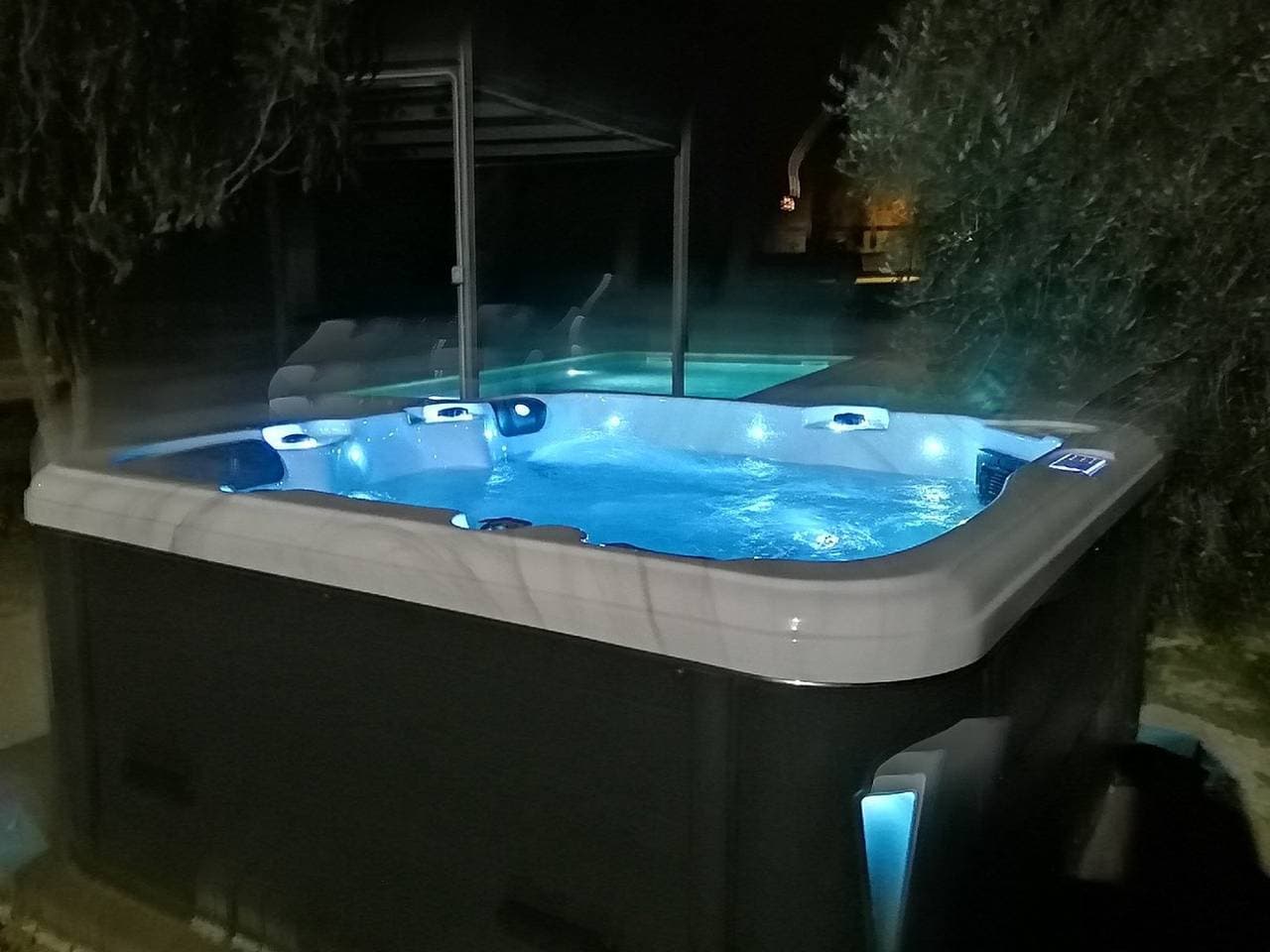 Foto 9 von 44: Ferienhaus Terre Bianche mit privatem Pool und Whirlpool