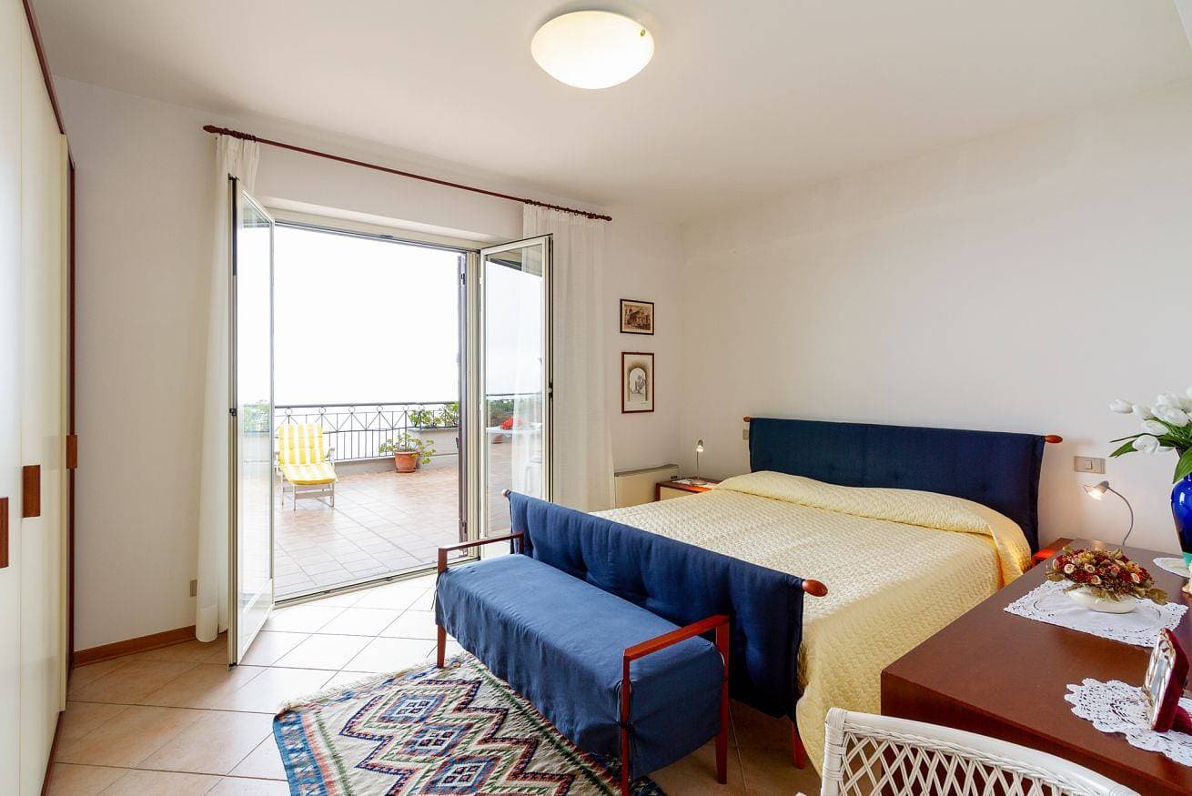 Foto 11 von 25: Ferienwohnung für 2 Personen mit Balkon/Terrasse