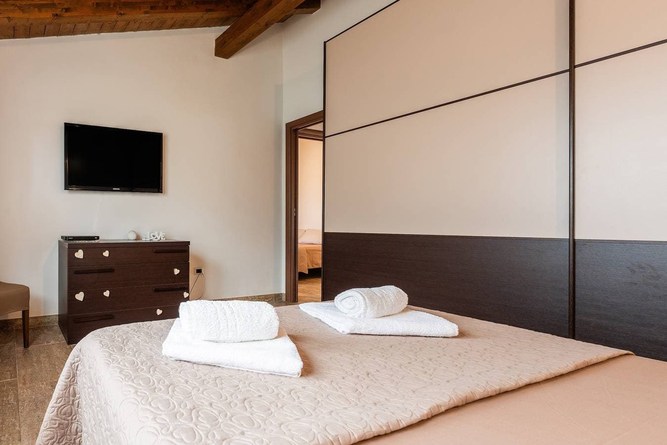 Foto 12 von 33: Villa 'Harmony' mit privater Terrasse, WLAN und Klimaanlage