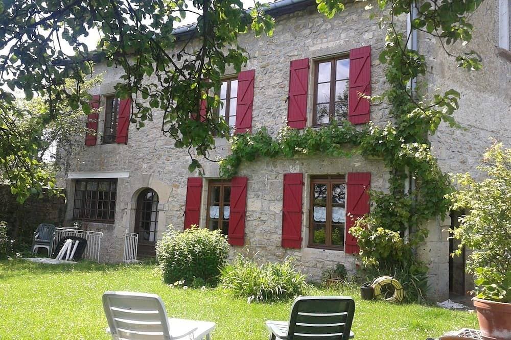 Ferienhaus in Dun-High \"La Baurette\" 1
