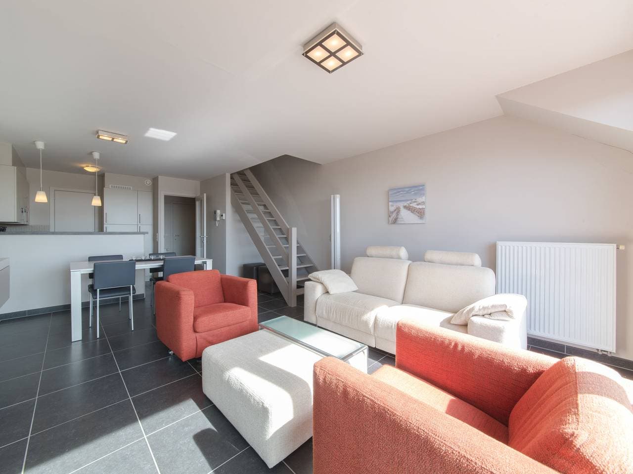 Foto 9 von 22: Skyview with parking and balcony