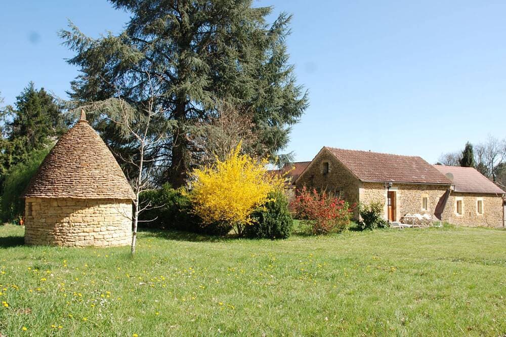 Foto 7 von 18: Steinhaus im Park 3 km Sarlat 3 * Schwimmbad WLAN