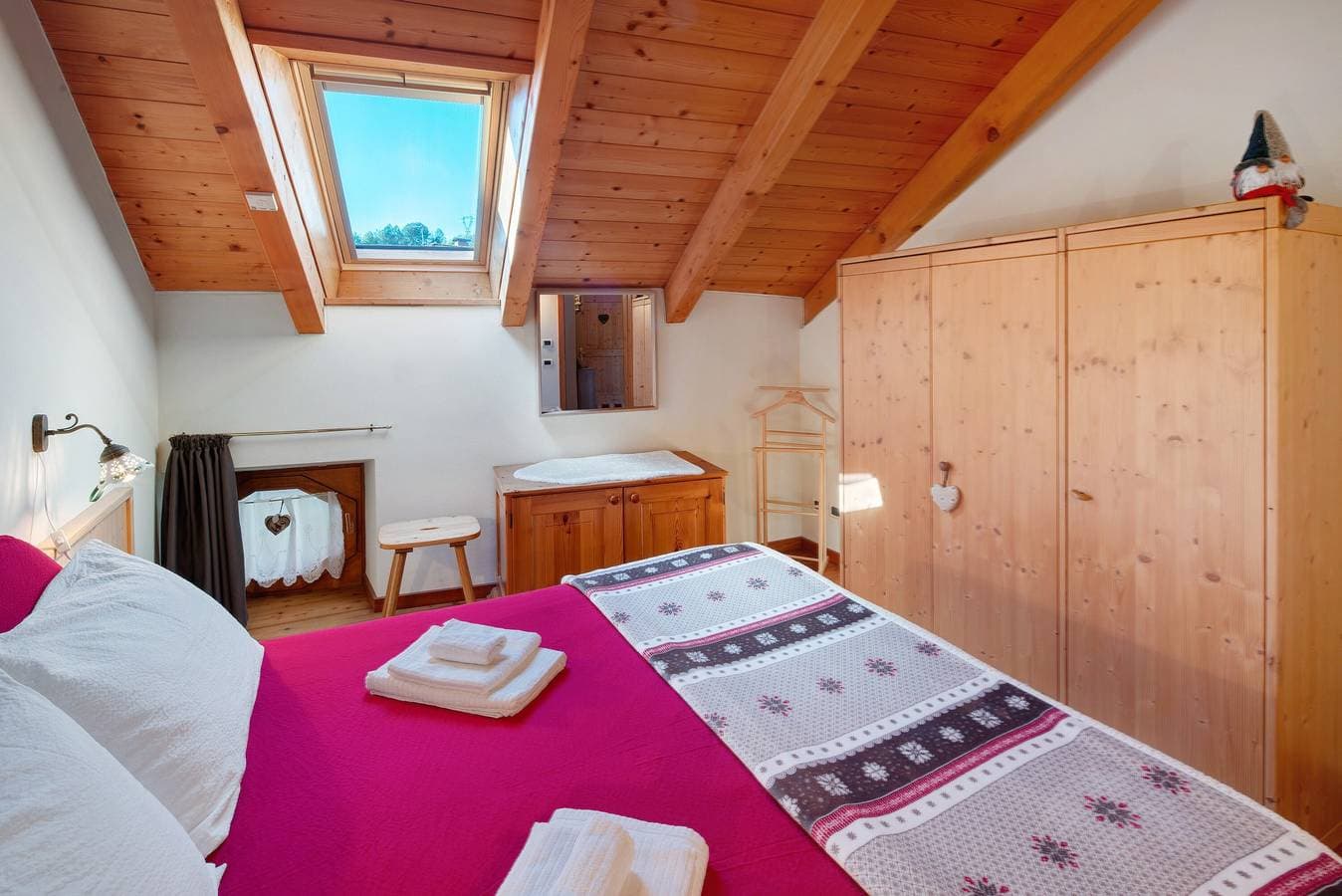 Foto 4 von 28: Ferienwohnung 'La Rocca' mit Bergblick und WLAN