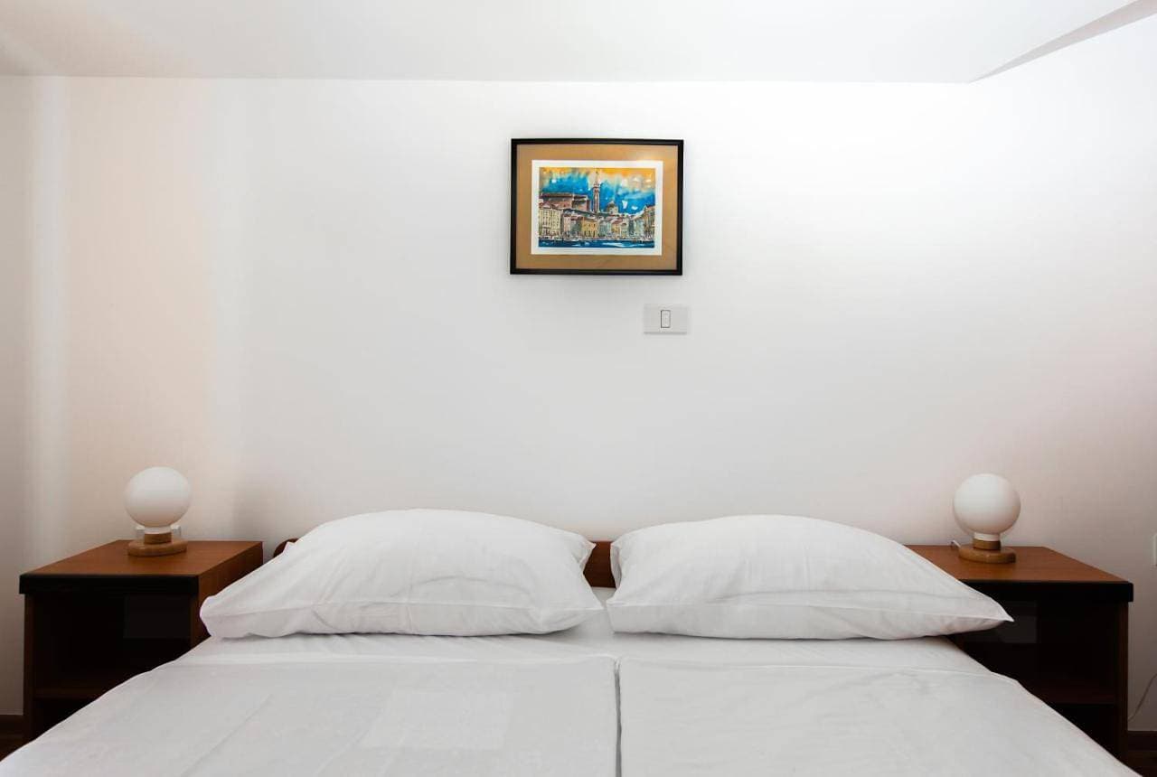 Foto 6 von 36: Ferienwohnung für 4 Personen mit Terrasse