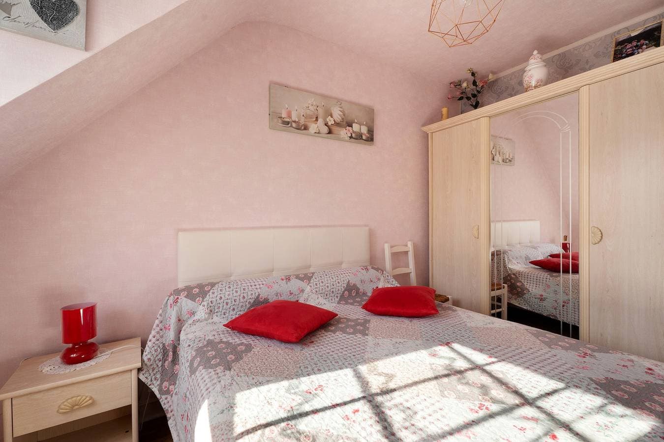 Foto 9 von 21: Bed & Breakfast 'Reine' mit Gemeinschaftsterrasse und WLAN