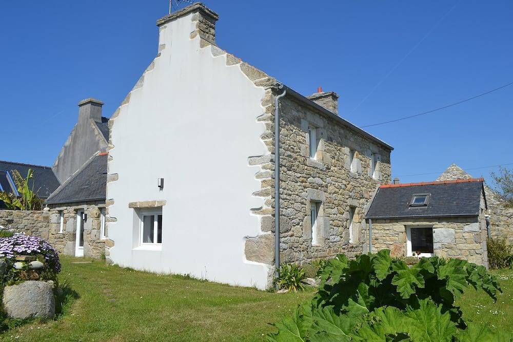 Foto 12 von 26: Traditionelles Haus am Meer