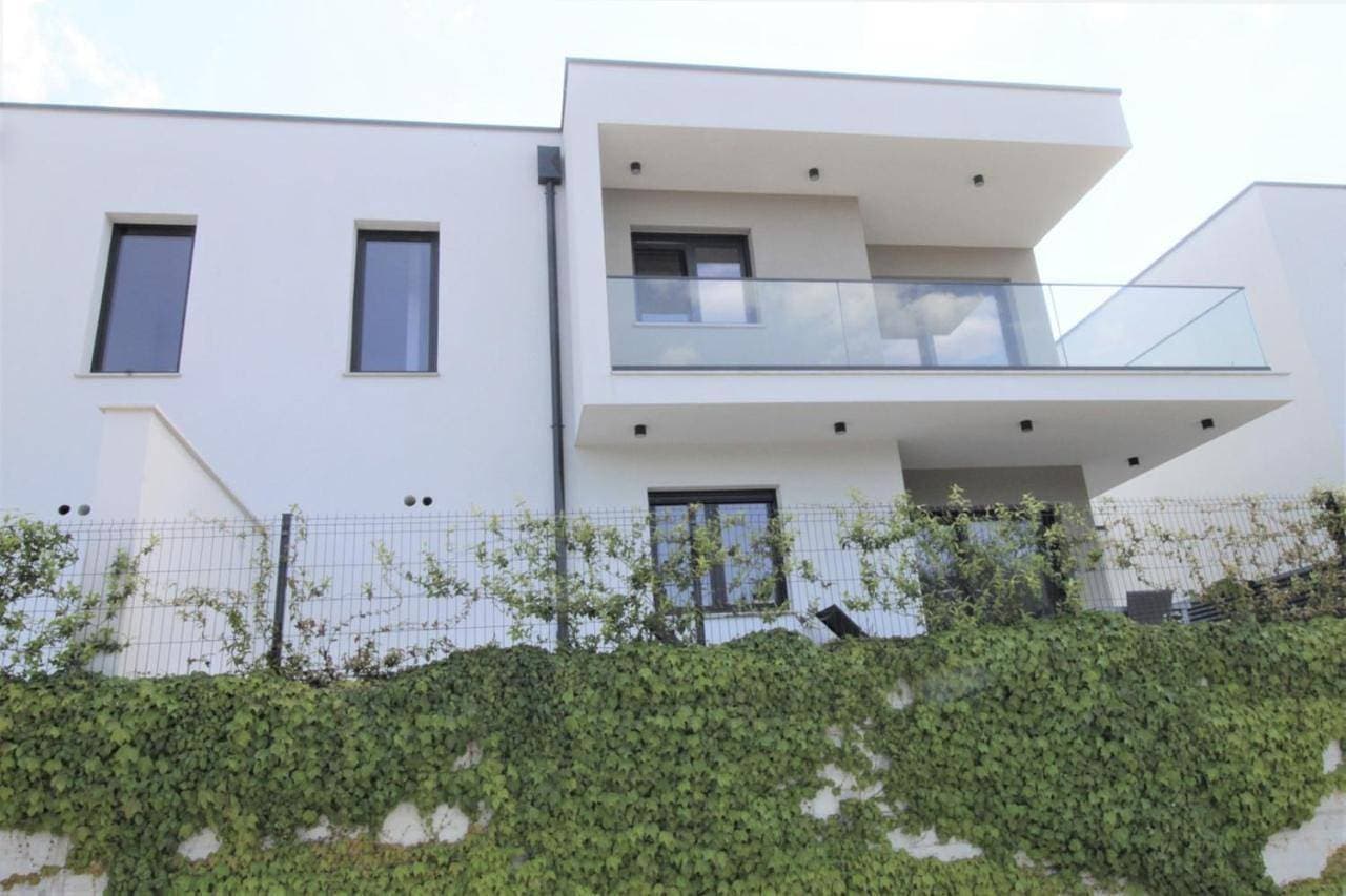 Foto 5 von 38: House Andrej, Entire semi-detached house with a terrace, parking, 400 m from beach