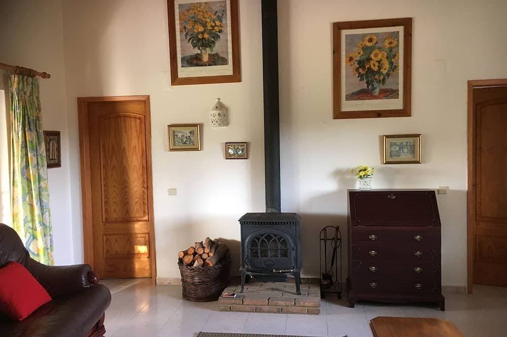 Foto 8 von 30: Ein besonderes Cottage mit eigenem Pool, herrlichem Grundstück, herrlicher Aussicht.
