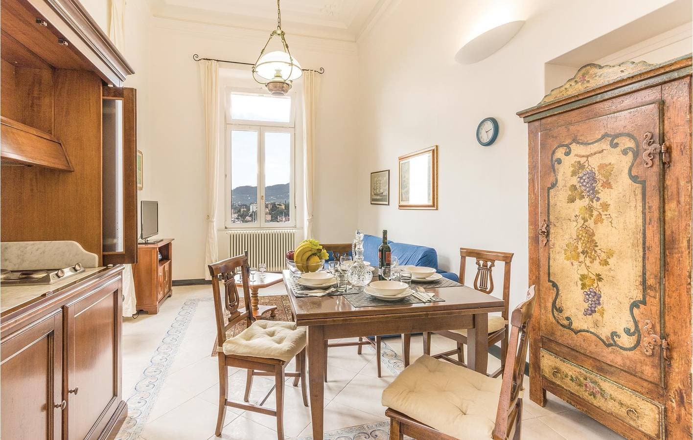 Foto 5 von 23: Terrassenapartment am Pool mit AC & Wifi - 1,5km zum Strand