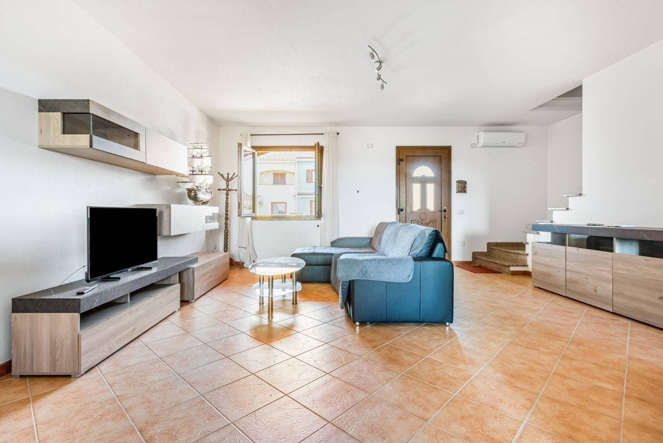Foto 2 von 25: Ferienwohnung für 6 Personen mit Balkon/Terrasse