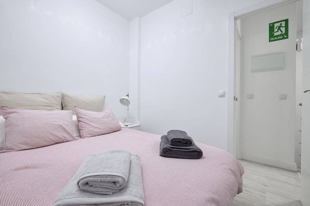 Foto 4 von 16: Apartamento Reformado, Atocha, Wifii, A/c, Smart TV