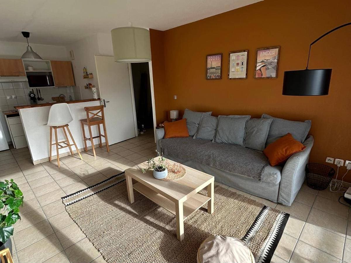 Appartement T2 avec balcon, lumineux, au calme. 1