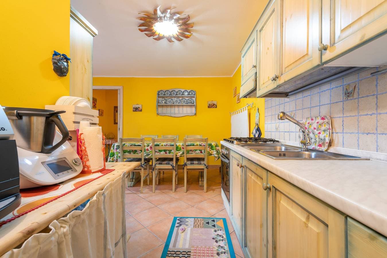 Foto 11 von 25: Villa Gialla Castiadas mit Bergblick, Terrasse und Klimaanlage
