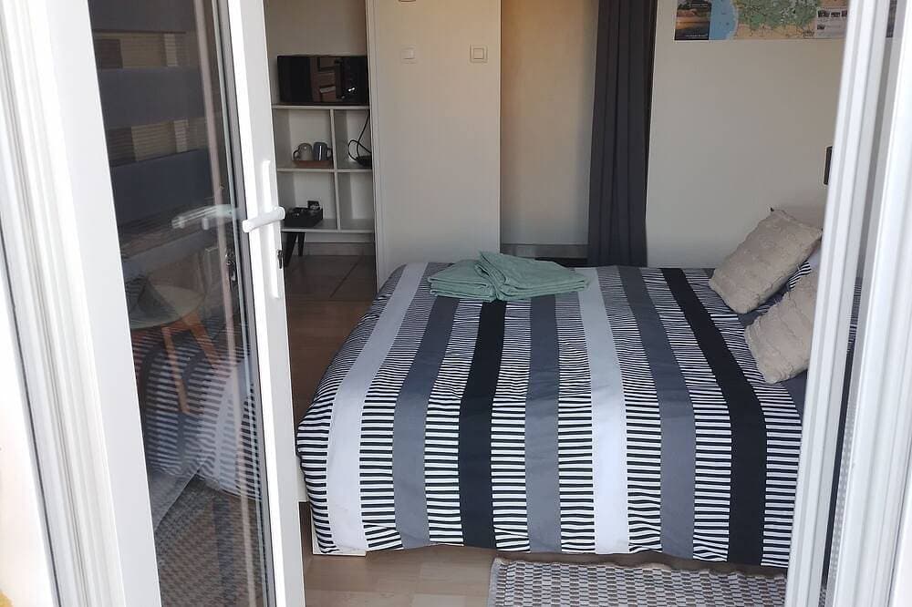 Chambre Chez un Particulier Tout Près des Plages du Débarquement. Et Commerces 1