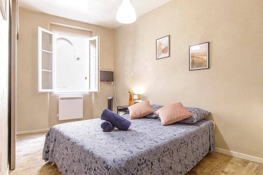 Chambre Portal - Hypercentre - Gaillac 1