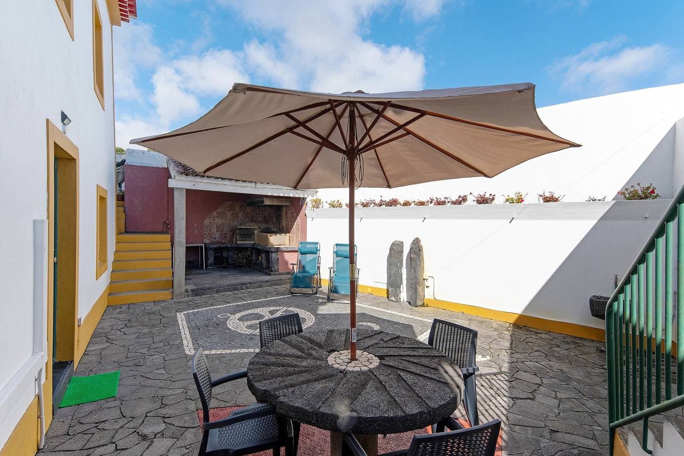 Casa do Largo - Acores 1