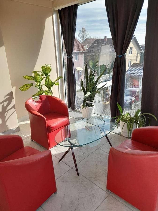Foto 2 von 16: One-Bedroom Apartment with Balcony