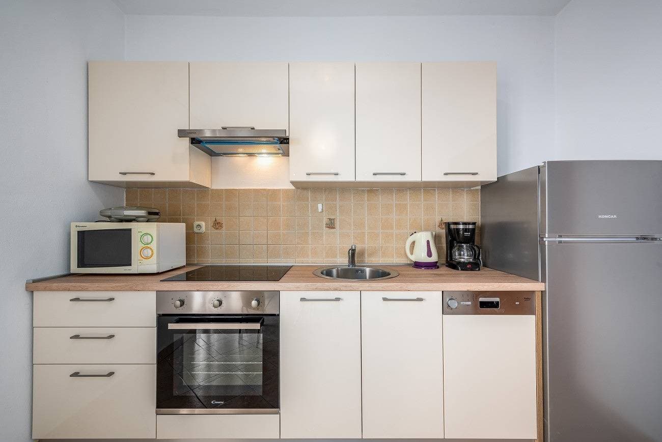 Foto 5 von 34: Ferienwohnung in Drenje mit Meerblick, Terrasse, Klimaanlage, W-Lan (5235-5)