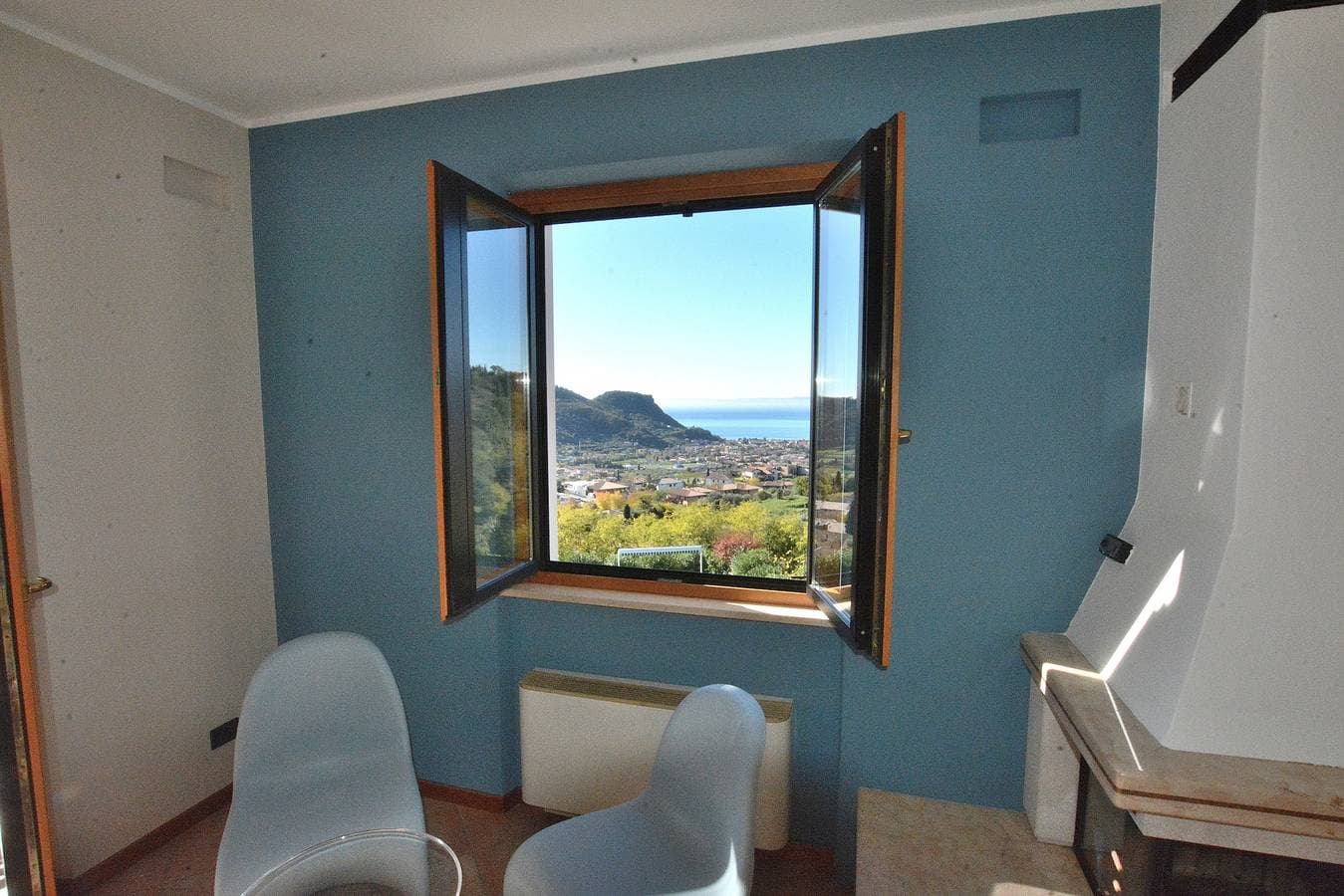 Foto 8 von 28: Apartment Montegolo Four With Pool And Lake View