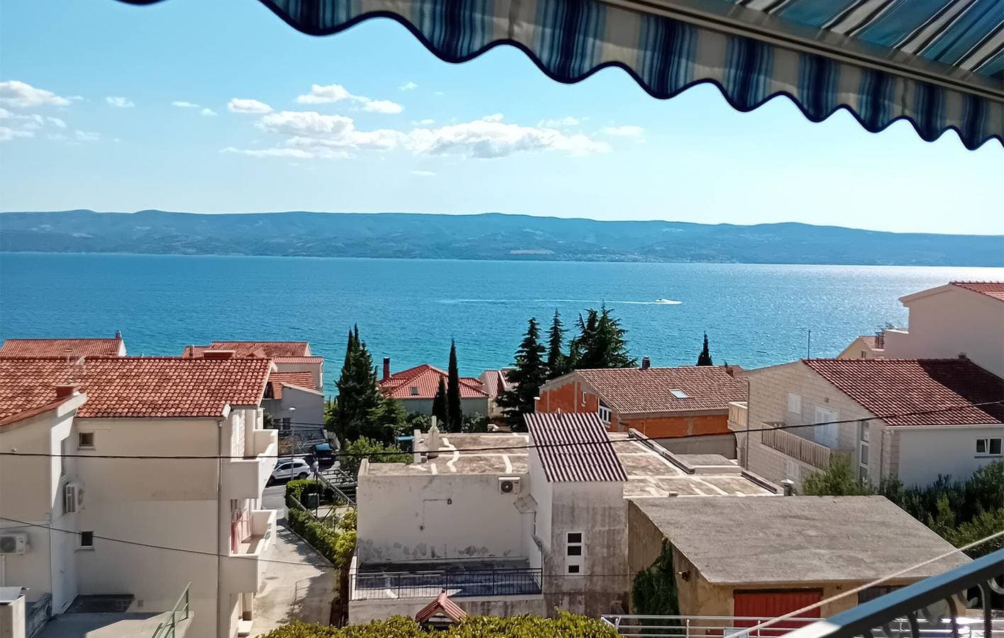 Foto 11 von 30: Apartment mit Meerblick, Pool und Terrasse, 1,5 km vom Strand entfernt